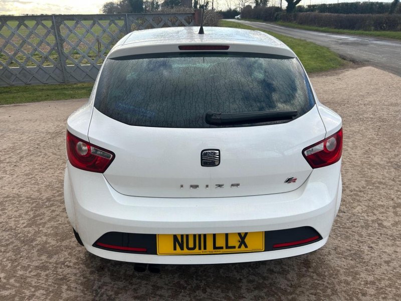 SEAT IBIZA