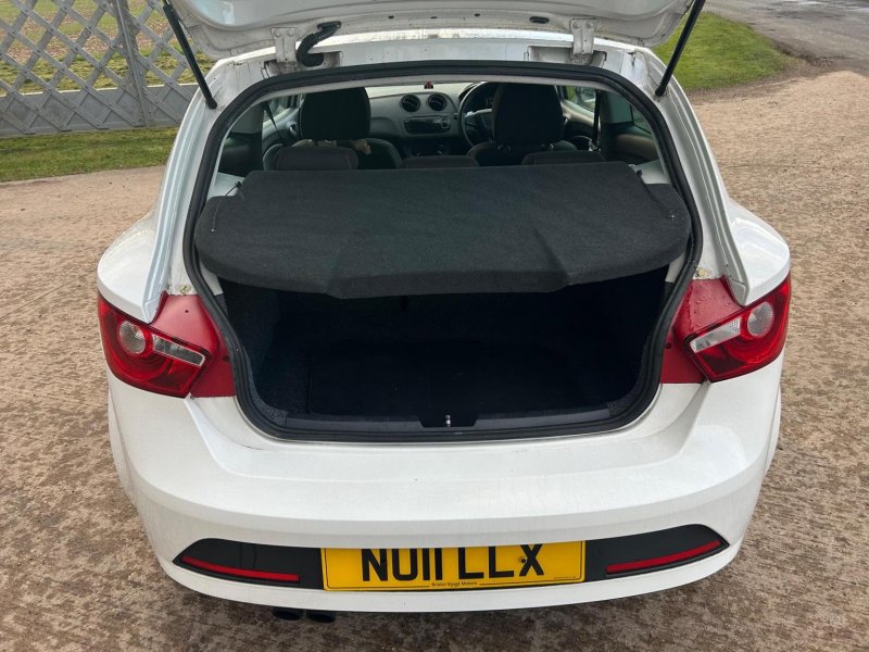 SEAT IBIZA