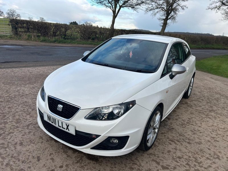 SEAT IBIZA