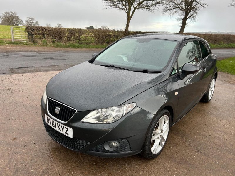 SEAT IBIZA