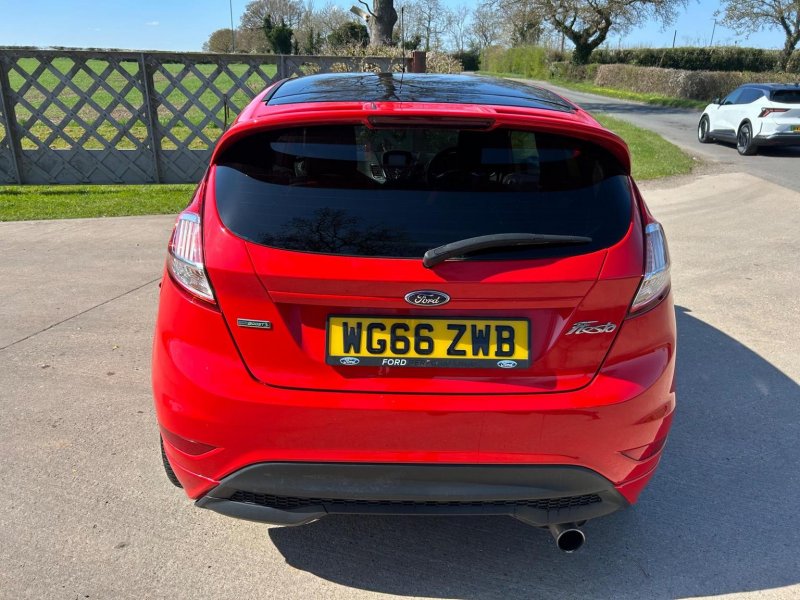 FORD FIESTA