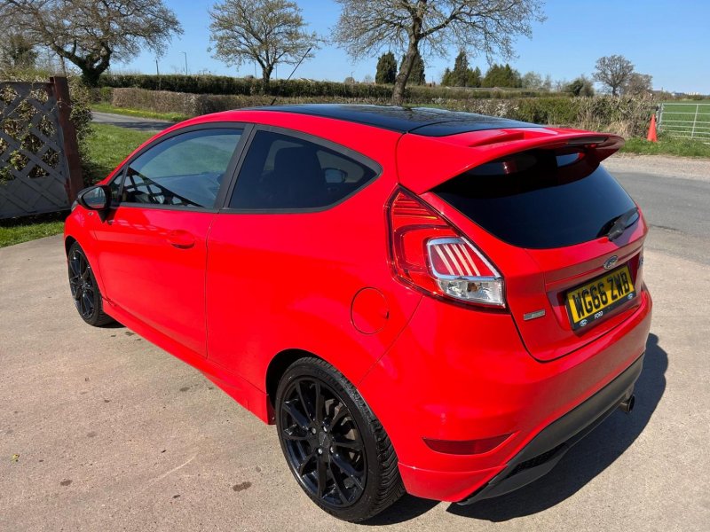 FORD FIESTA
