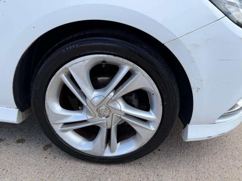 View VAUXHALL CORSA 1.4i SRi VX Line Euro 6 5dr