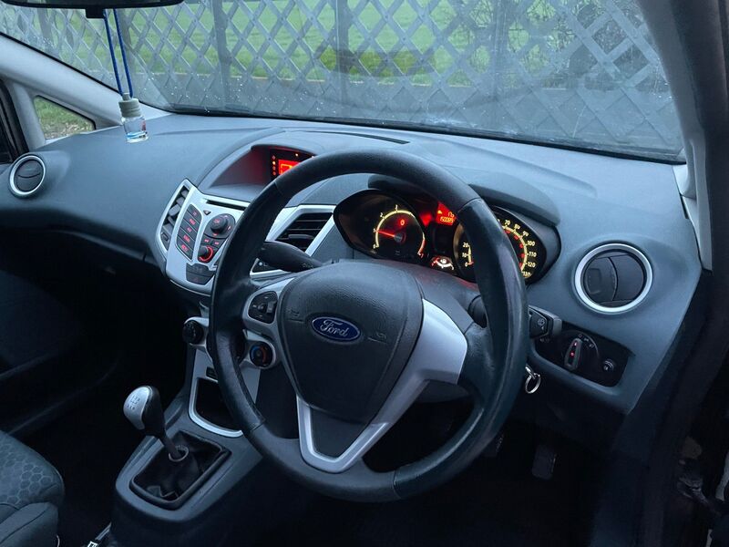 View FORD FIESTA 1.6 Zetec S 3dr